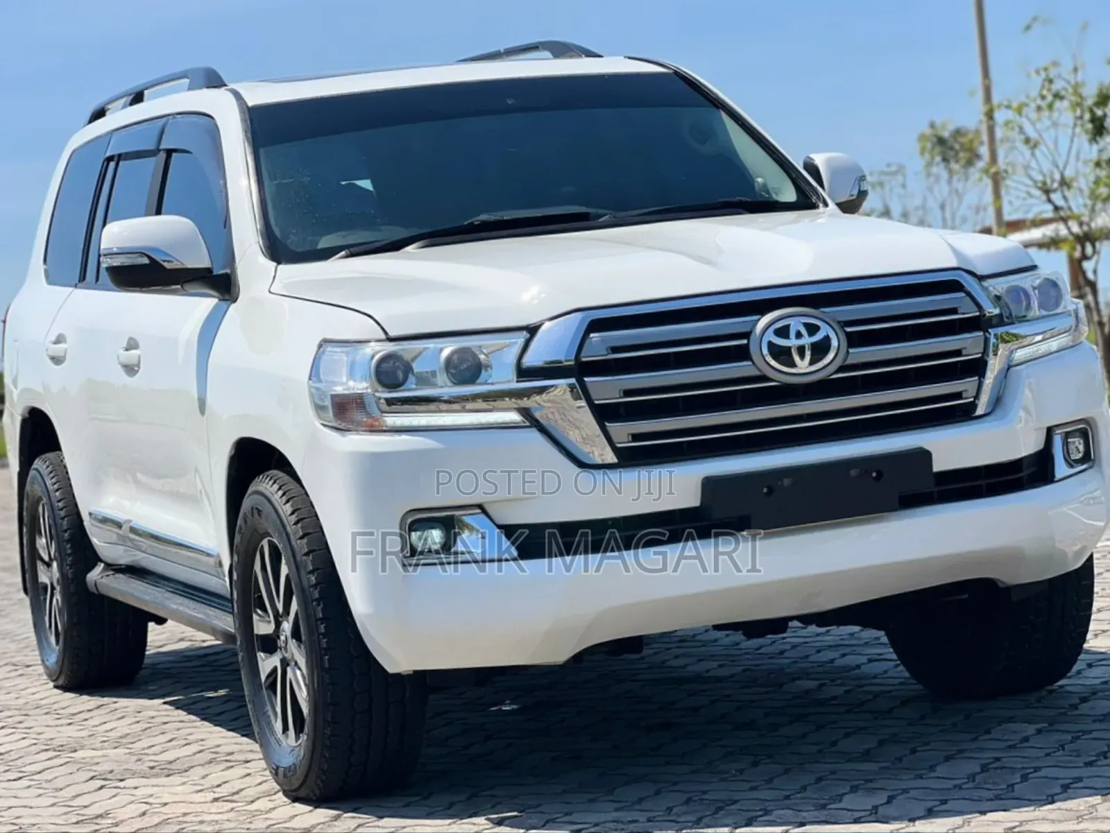 Toyota Land Cruiser 2018 White
