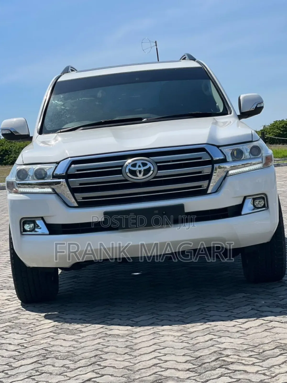 Toyota Land Cruiser 2018 White