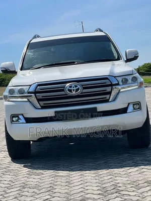 Toyota Land Cruiser 2018 White