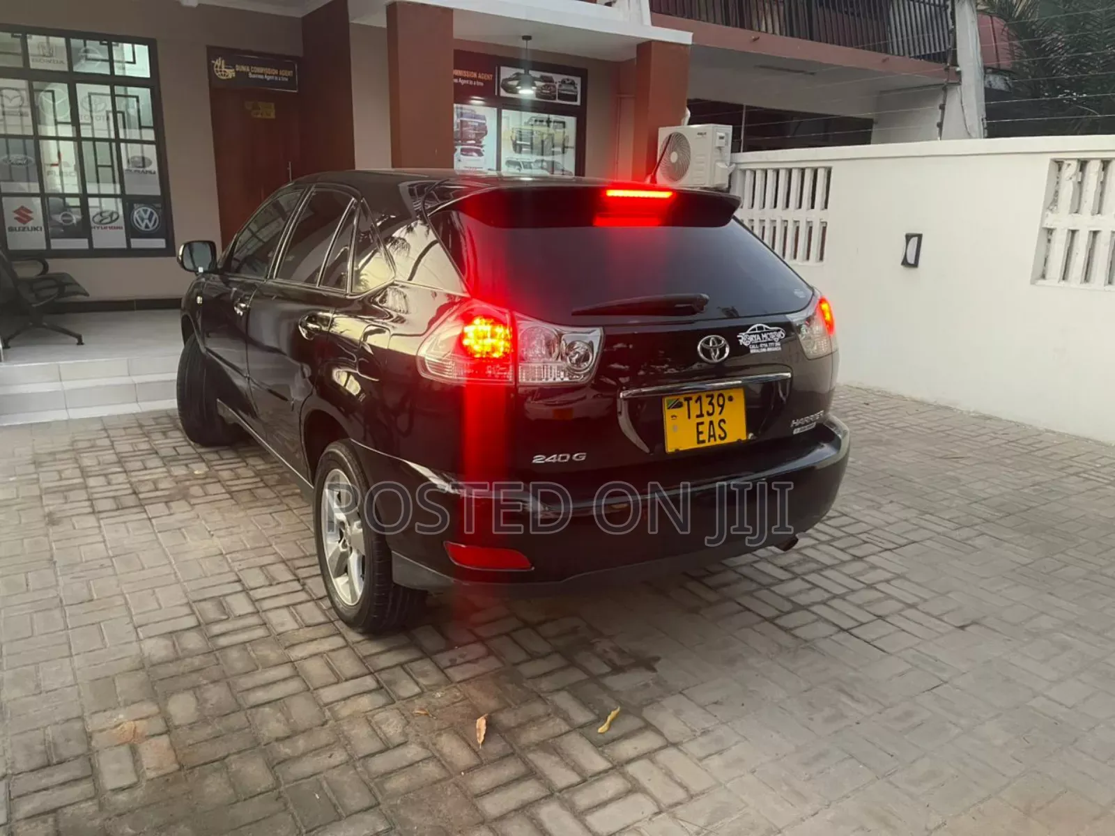 Toyota Harrier 2005 Black