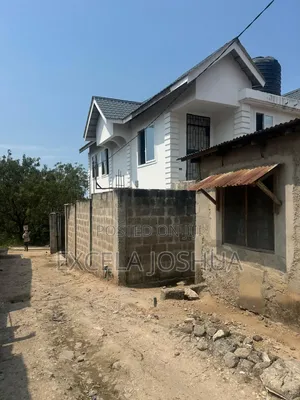 3bdrm Apartment in Makongo Juu, Kinondoni for sale