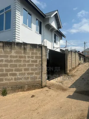 3bdrm Apartment in Makongo Juu, Kinondoni for sale