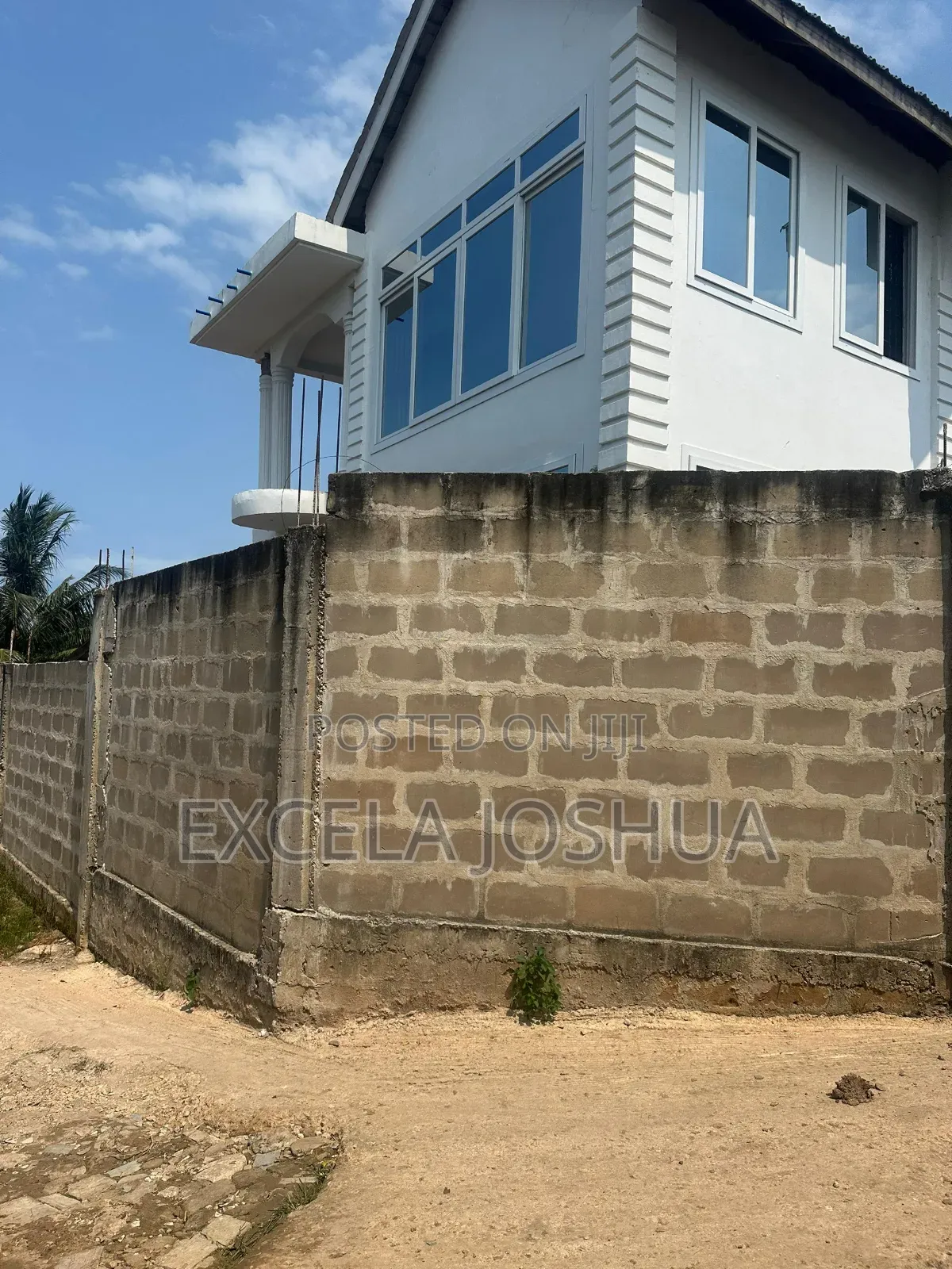 3bdrm Apartment in Makongo Juu, Kinondoni for sale