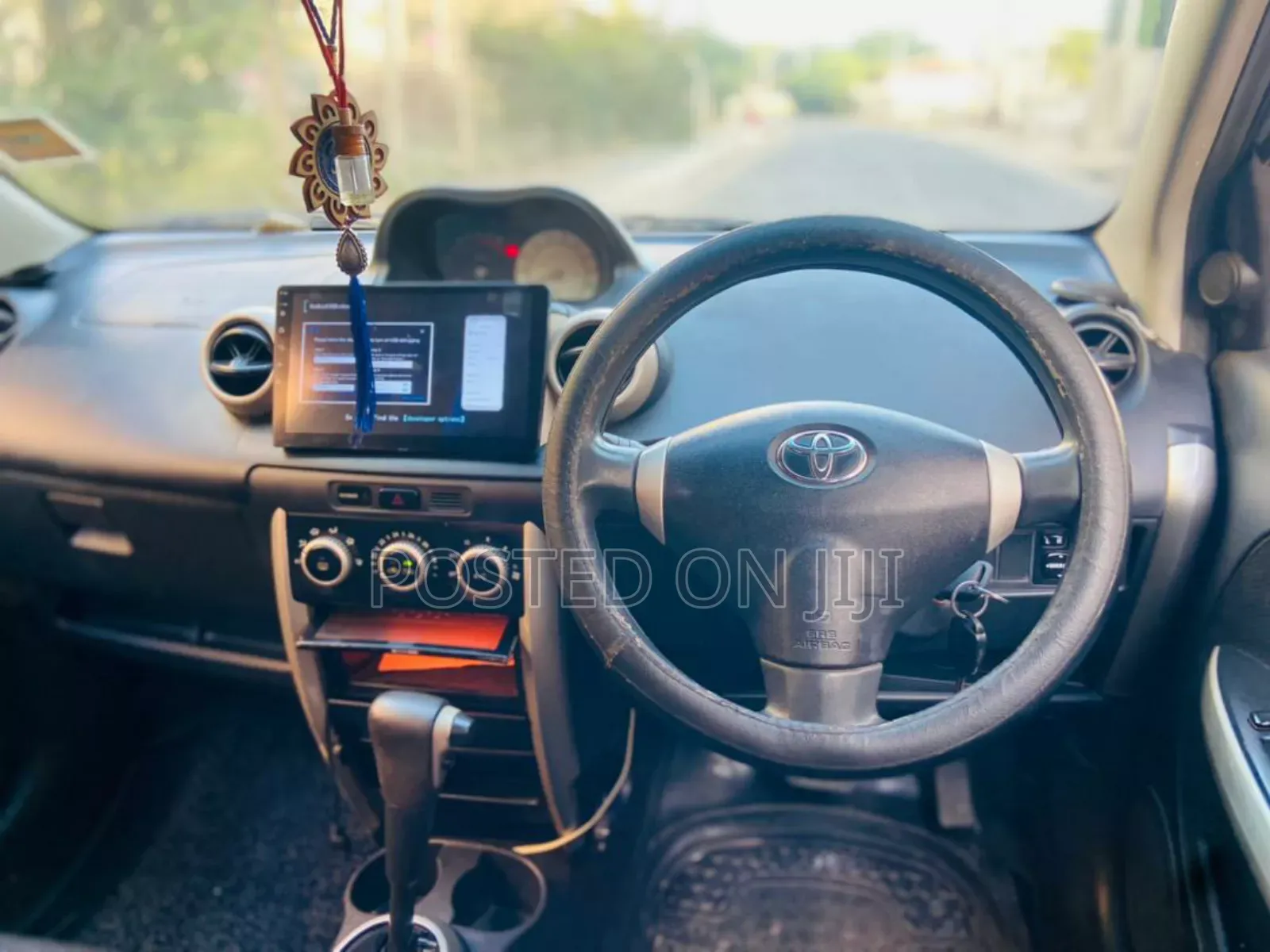 Toyota IST 2005 Silver