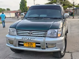 Toyota Land Cruiser Prado 2006 Green