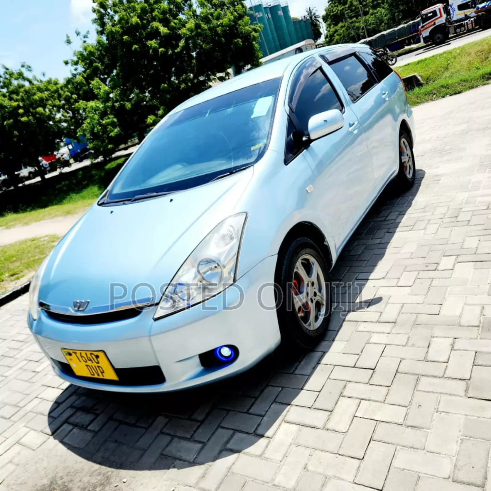 Toyota Wish 2006 Silver