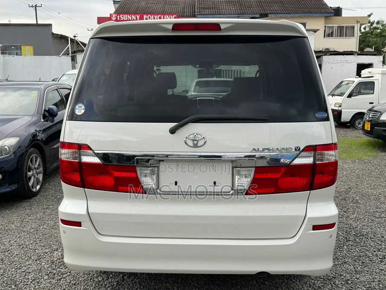 Toyota Alphard 2002 White