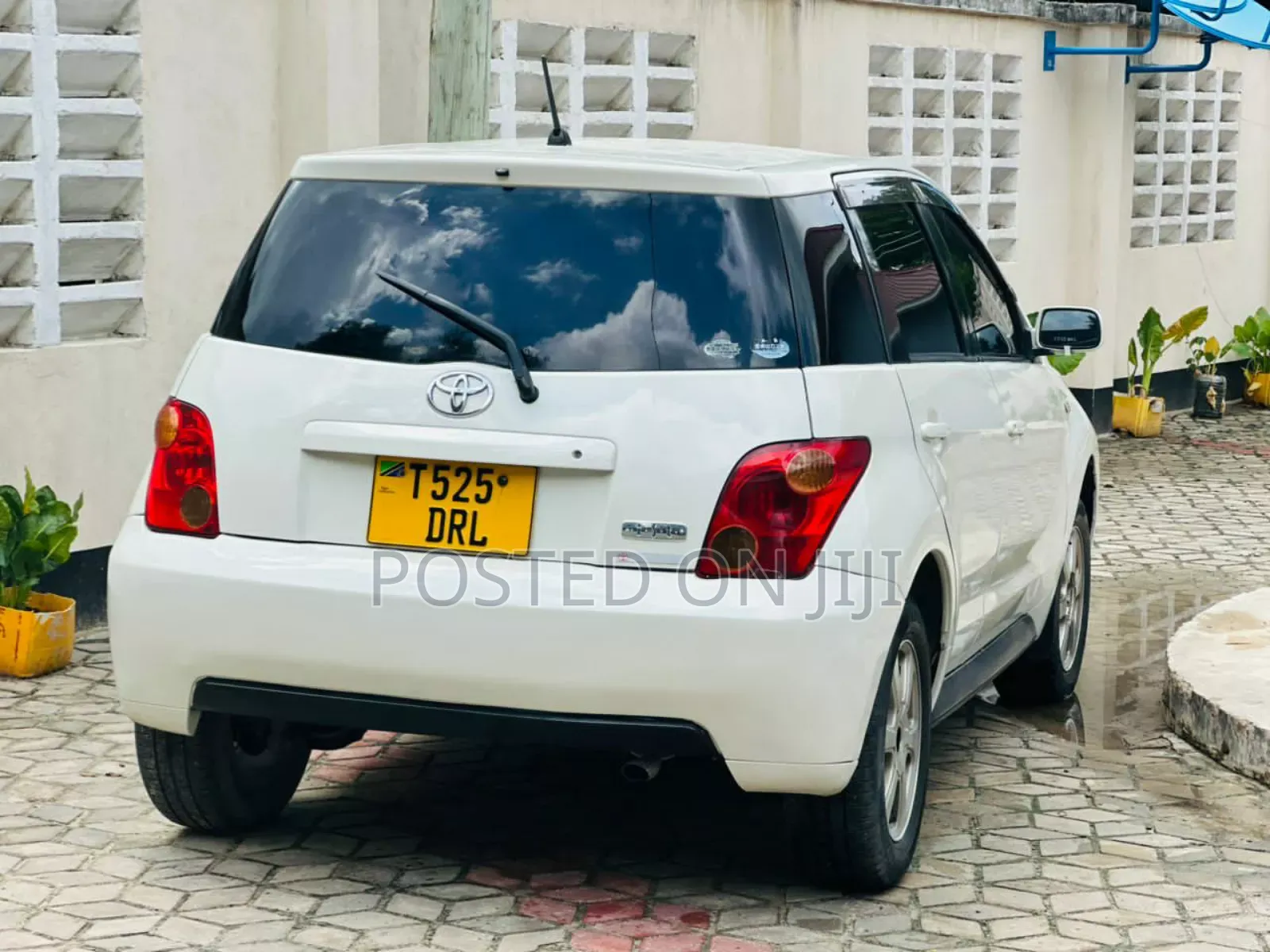 Toyota IST 2005 White