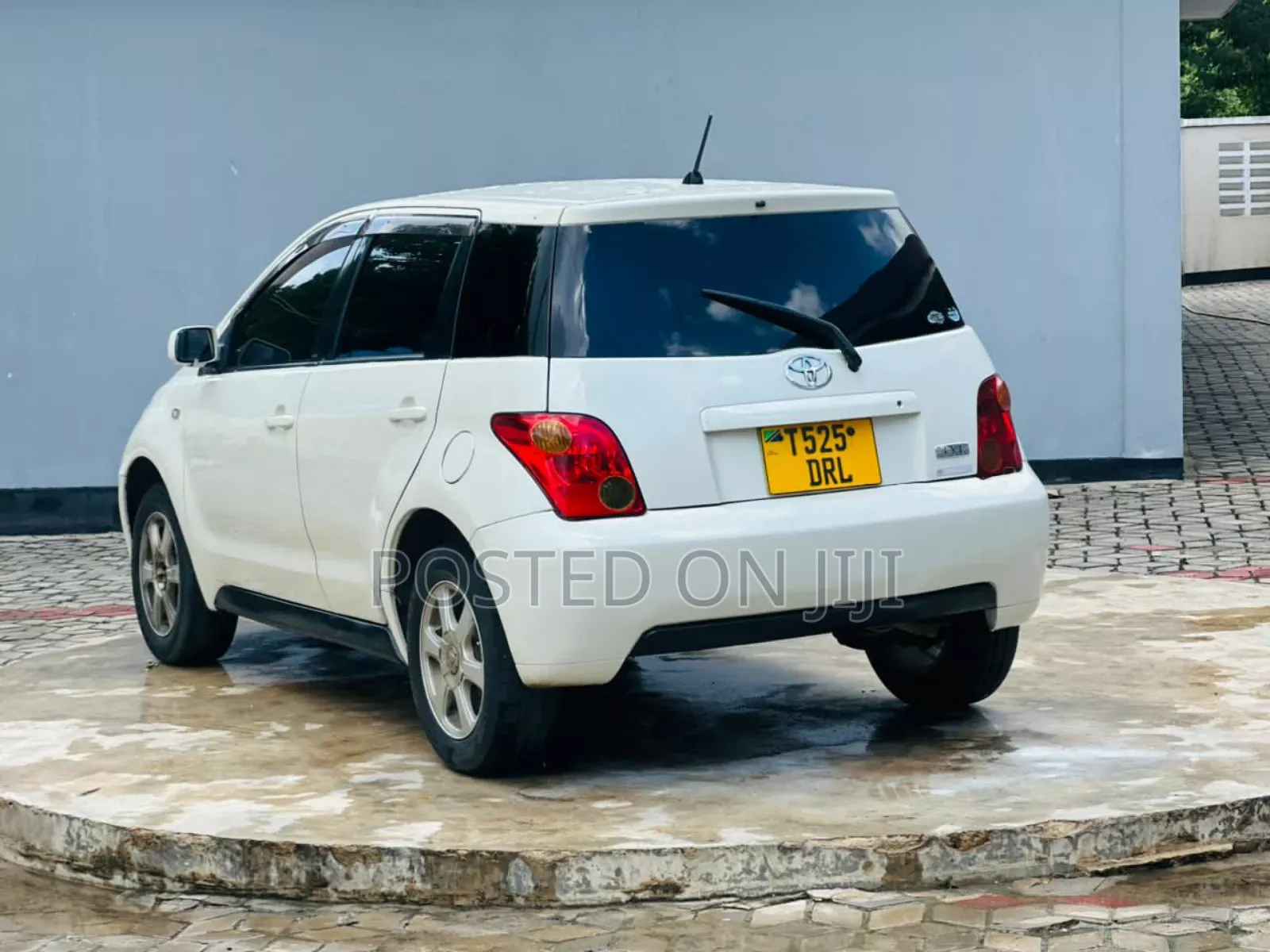 Toyota IST 2005 White