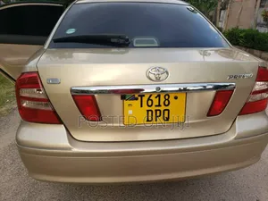 Toyota Premio 2005 Gold