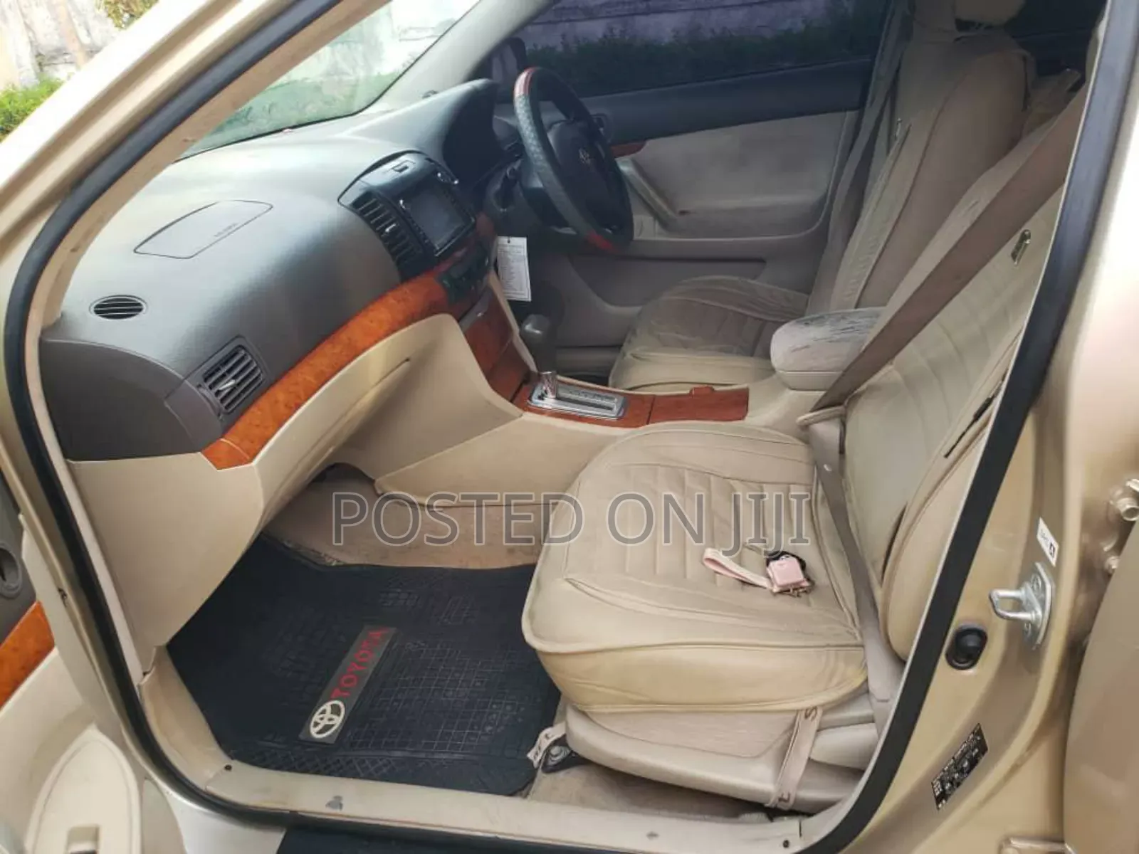 Toyota Premio 2005 Gold