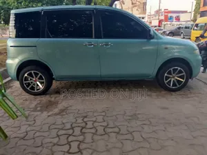 Toyota Sienta 2005 Blue