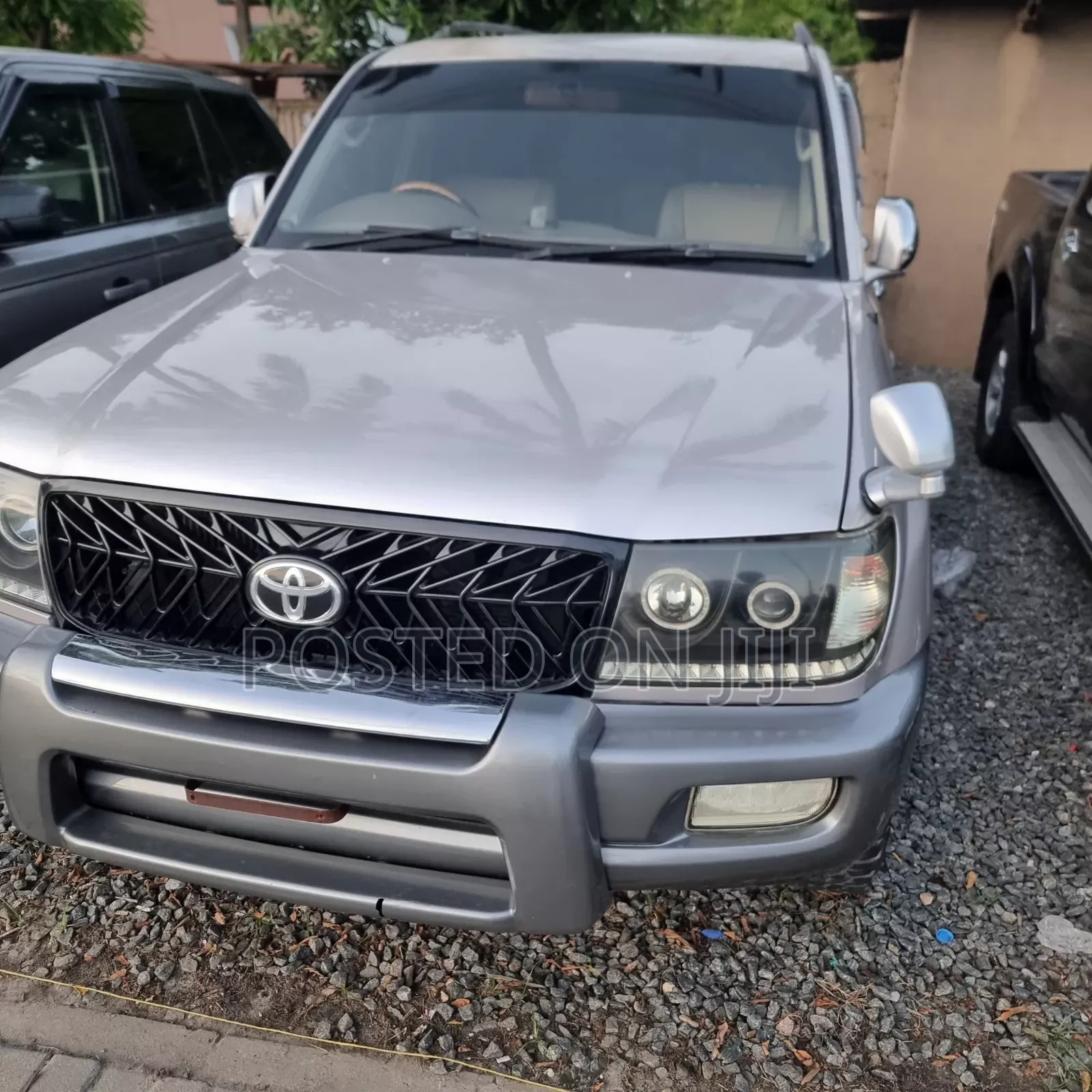 Toyota Land Cruiser 2005 Silver