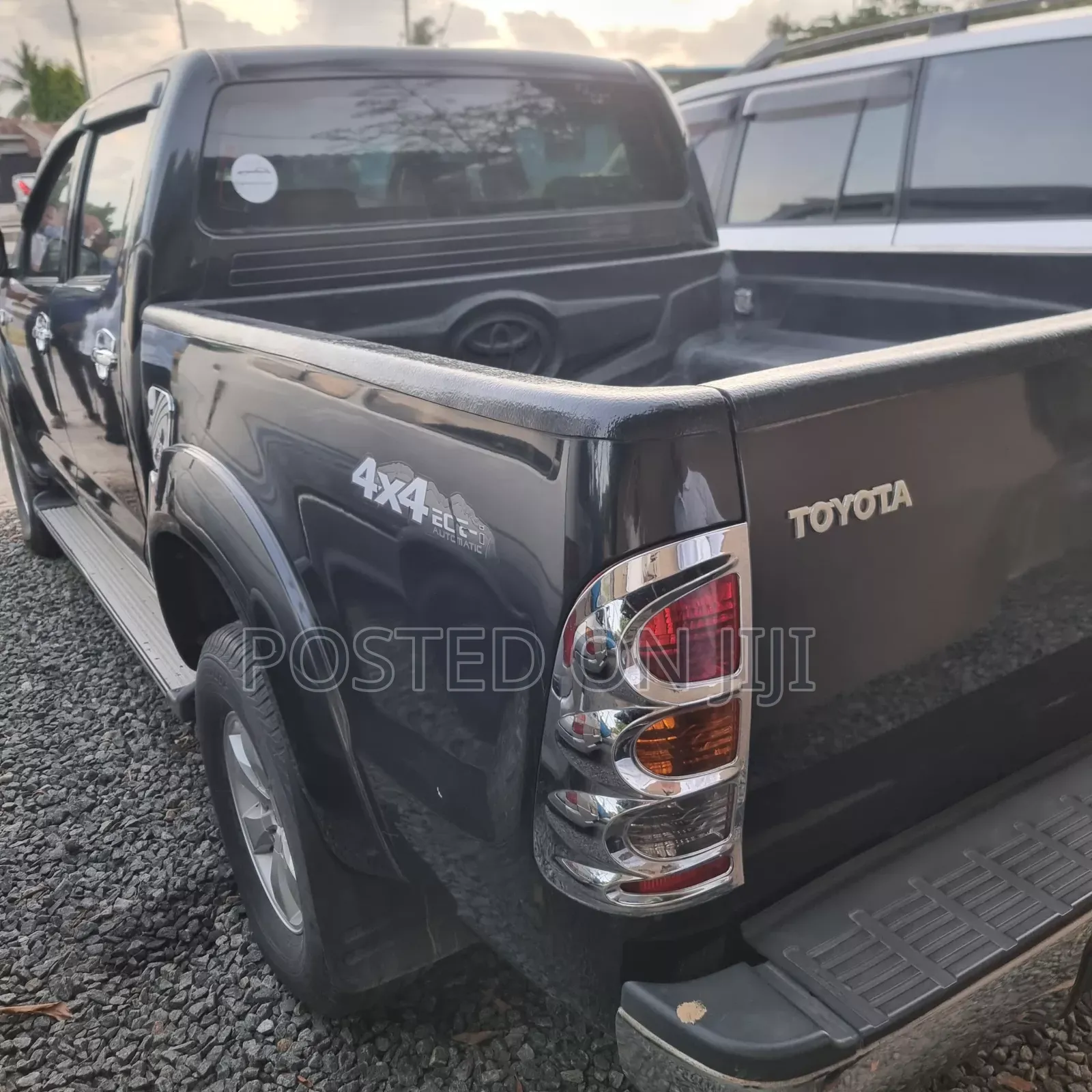 Toyota Hilux 2007 Black