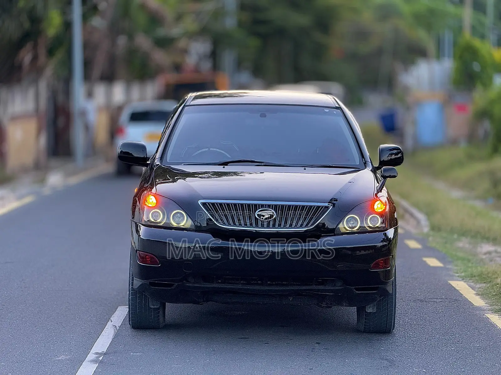 Toyota Harrier 2004 Black