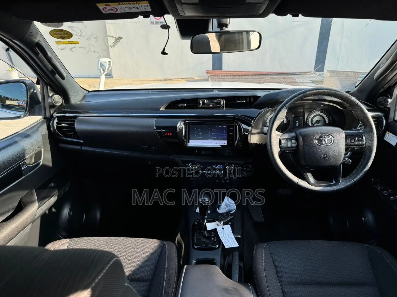 Toyota Hilux 2.4 Diesel 2020 White