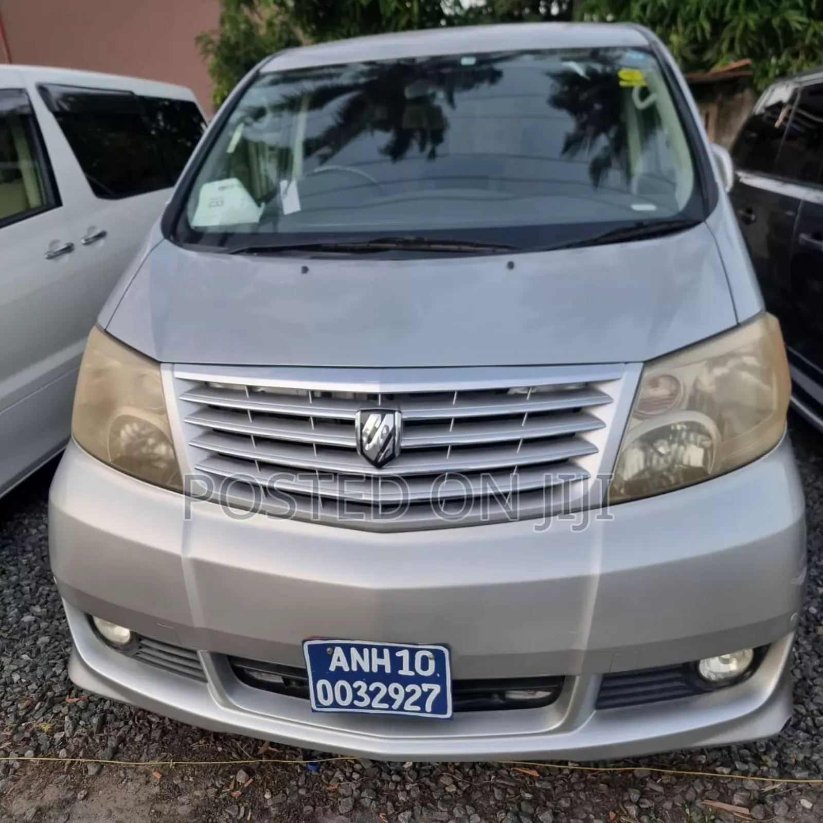 Toyota Alphard 2005 Silver