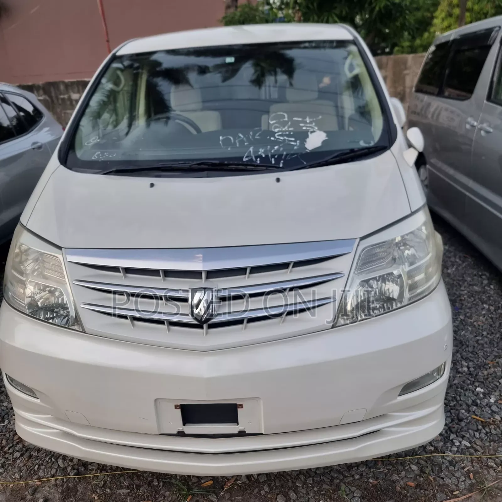 Toyota Alphard 2006 White