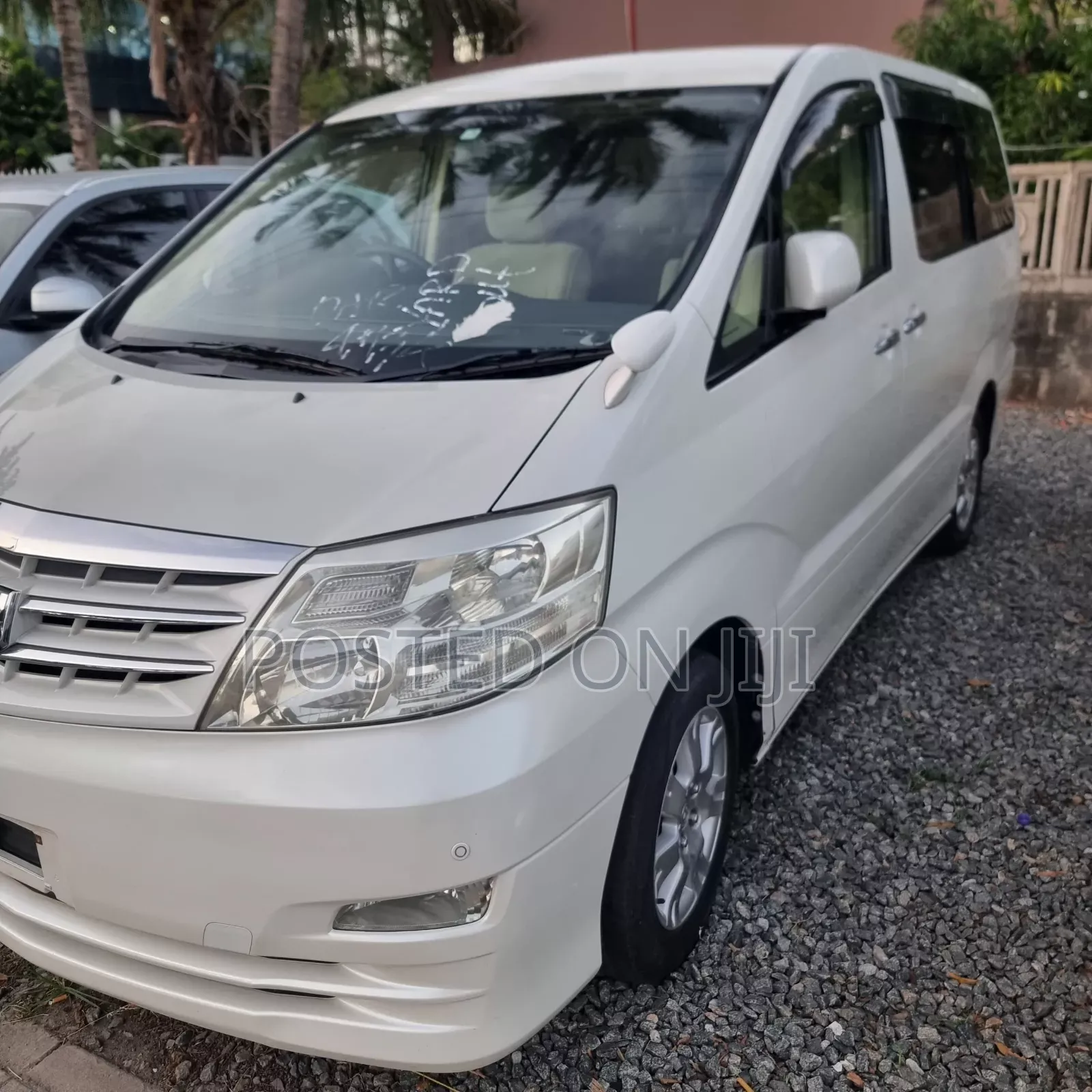 Toyota Alphard 2006 White