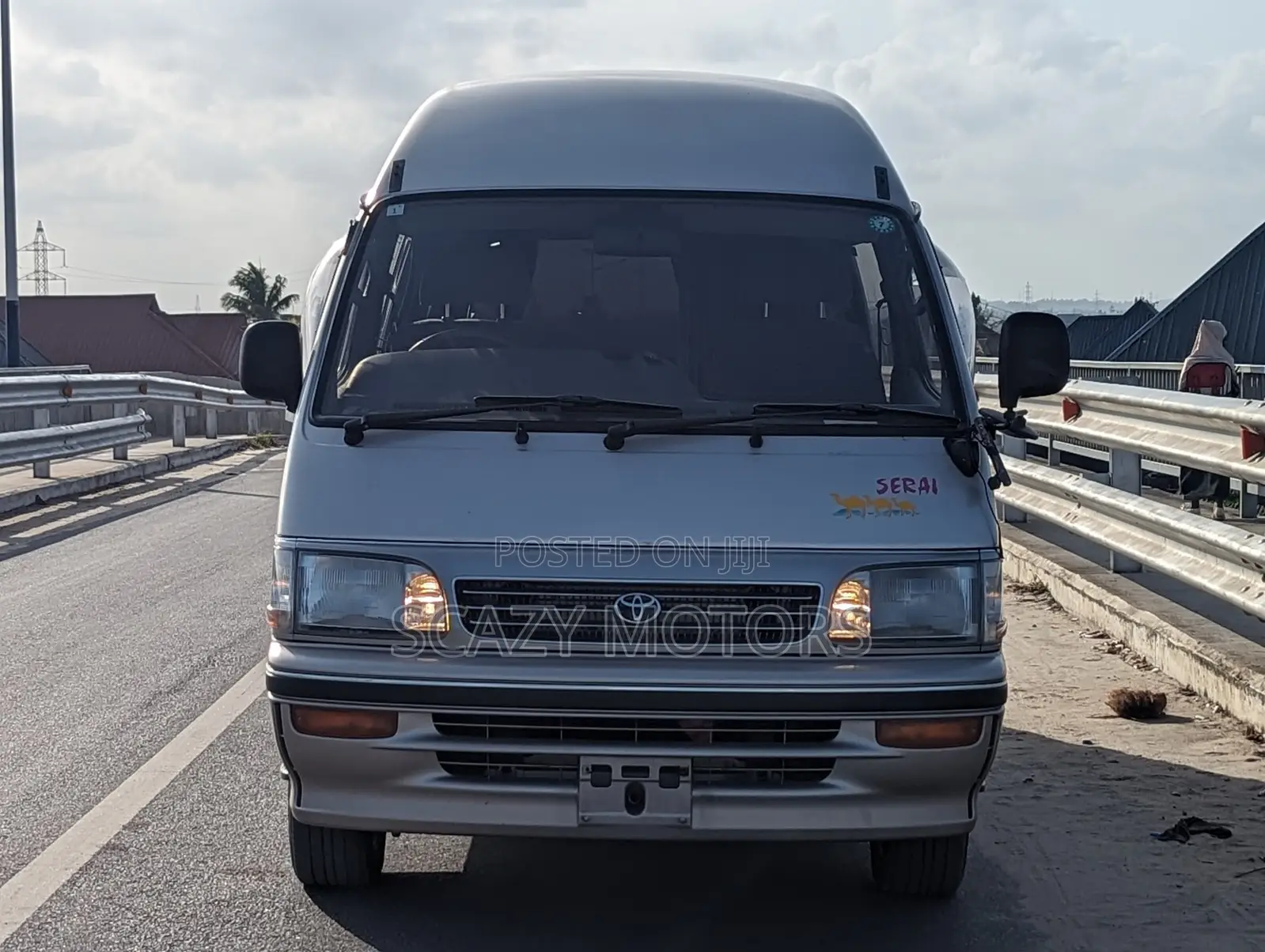 Toyota HiAce 1998 Grey