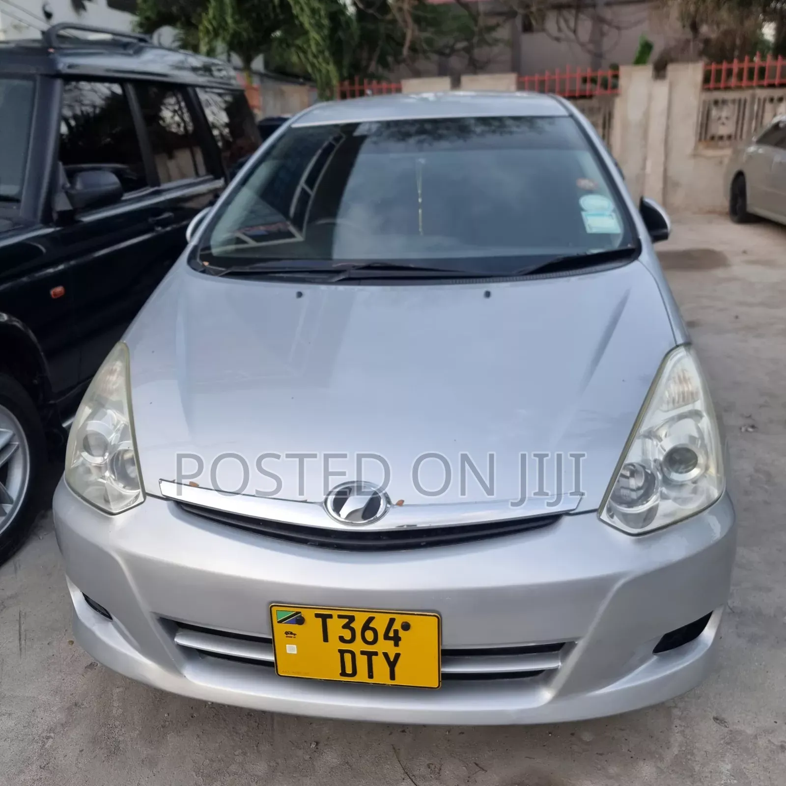 Toyota Wish 2004 Silver