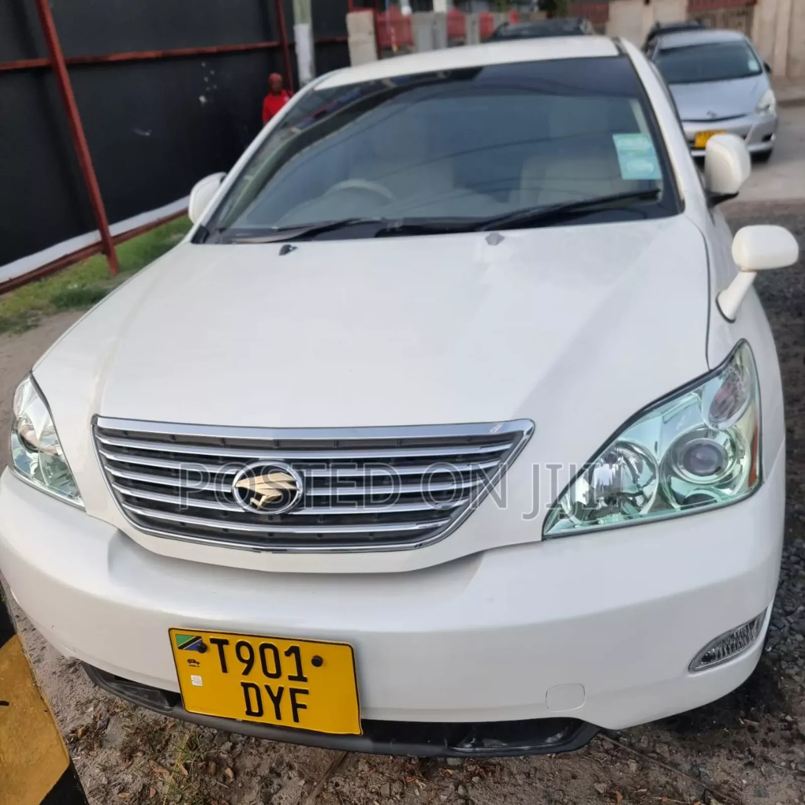 Toyota Harrier 2006 White
