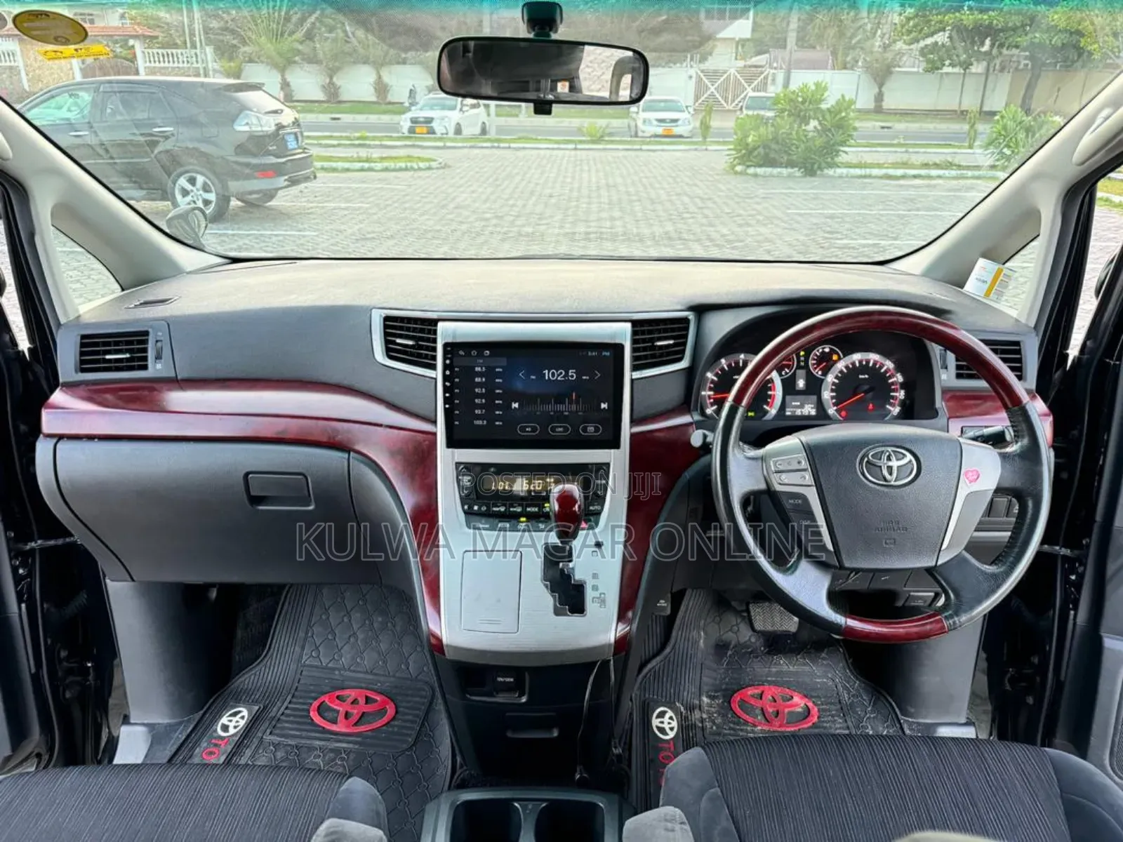 Toyota Venture 2007 Black
