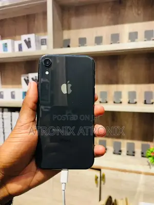 New Apple iPhone XR 128 GB Black