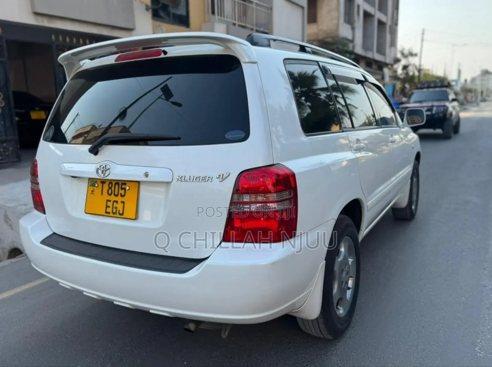 Toyota Kluger 2005 White