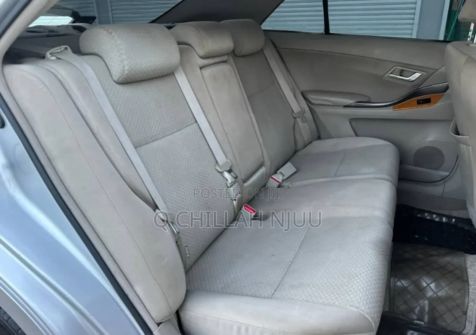 Toyota Premio 2010 Silver