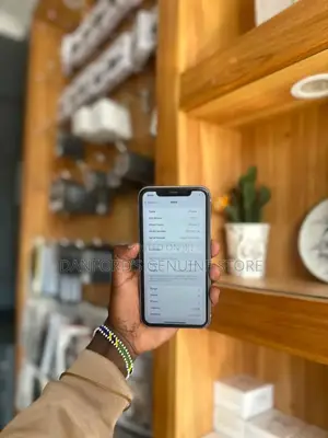 Apple iPhone 11 64 GB Black
