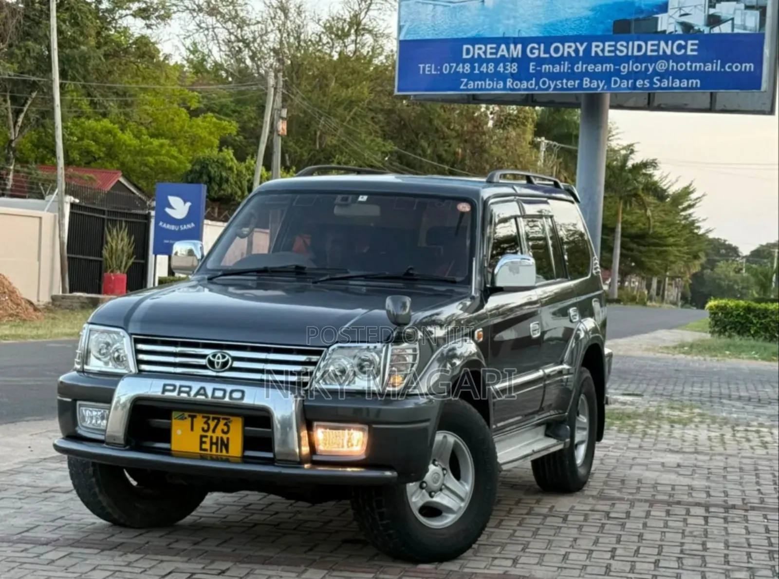 Toyota Land Cruiser Prado 2001 Black