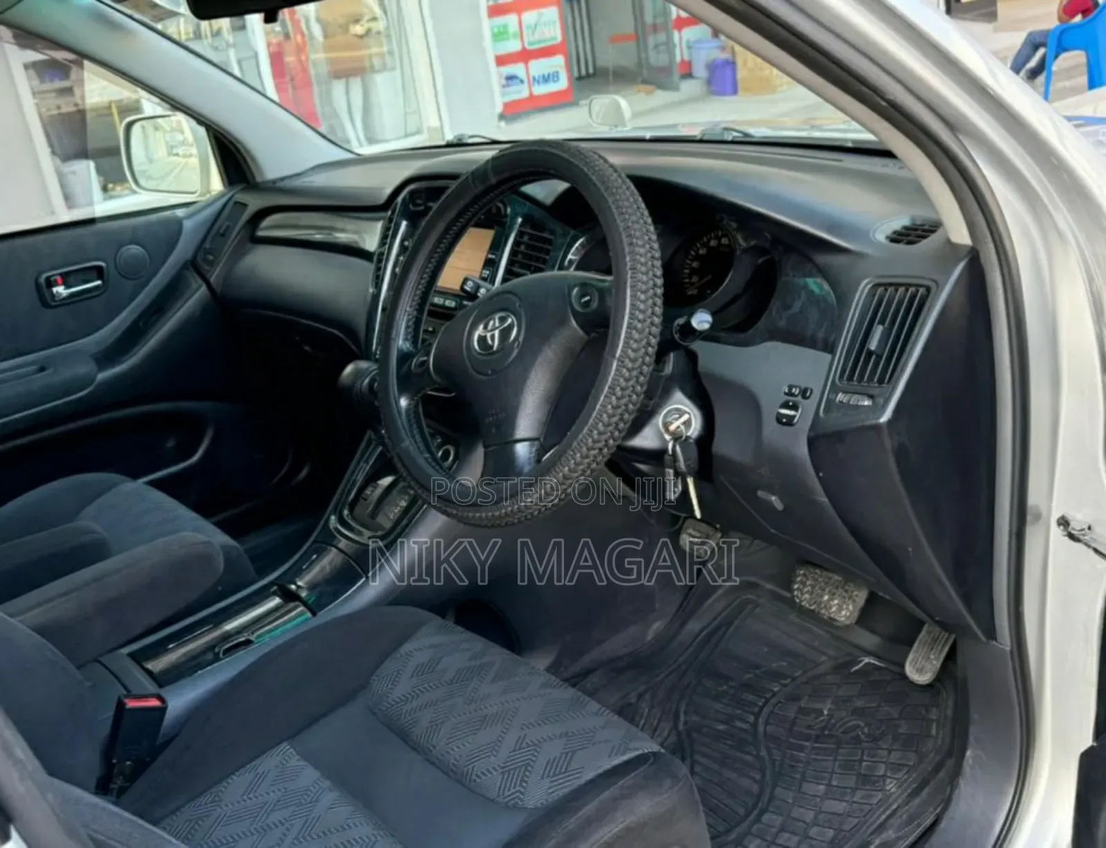 Toyota Kluger 2005 Silver