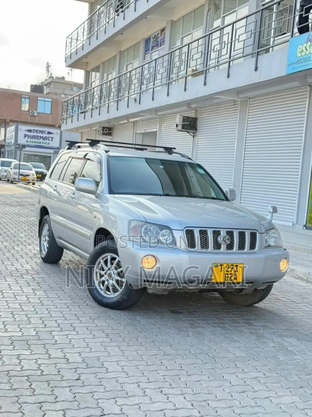 Toyota Kluger 2005 Silver