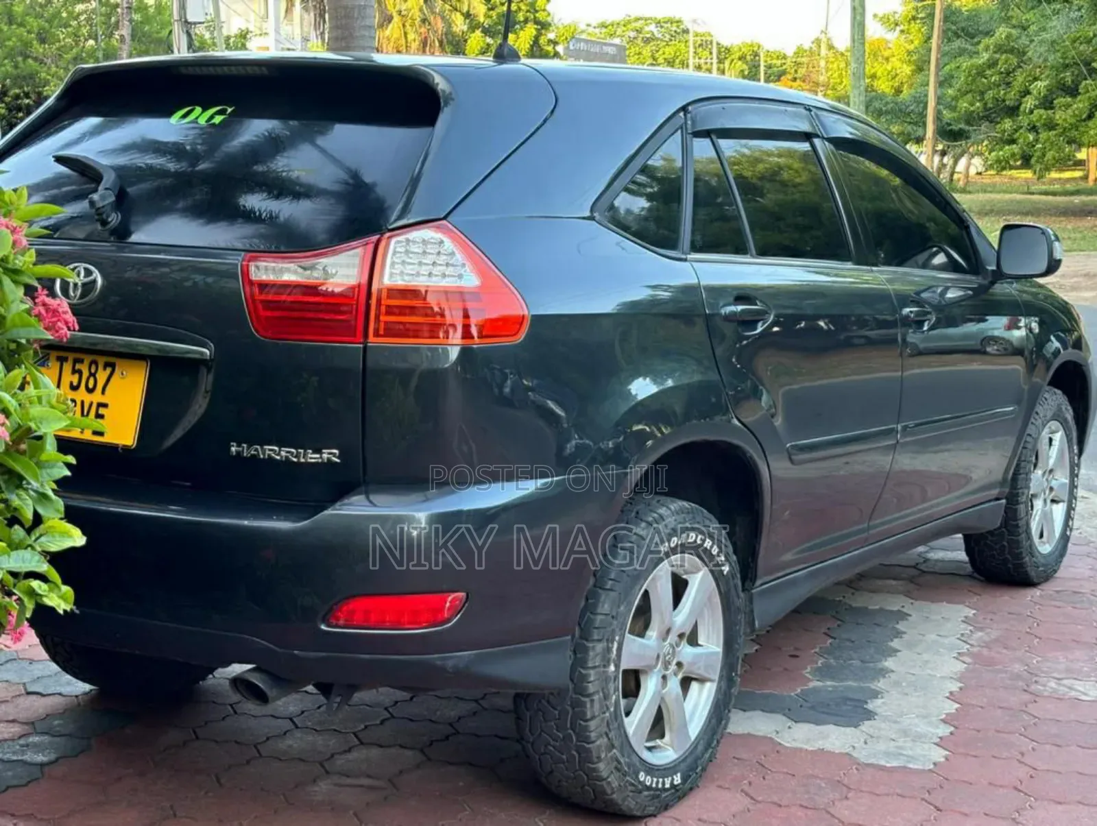 Toyota Harrier 2006 Black