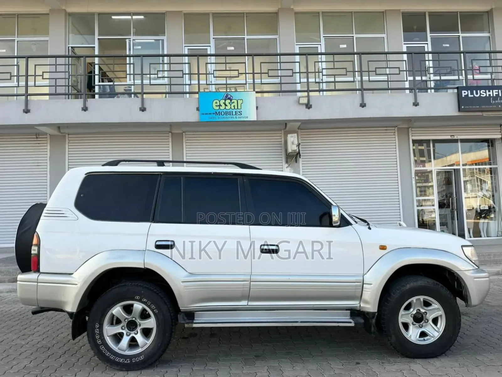 Toyota Land Cruiser Prado 2001 Silver