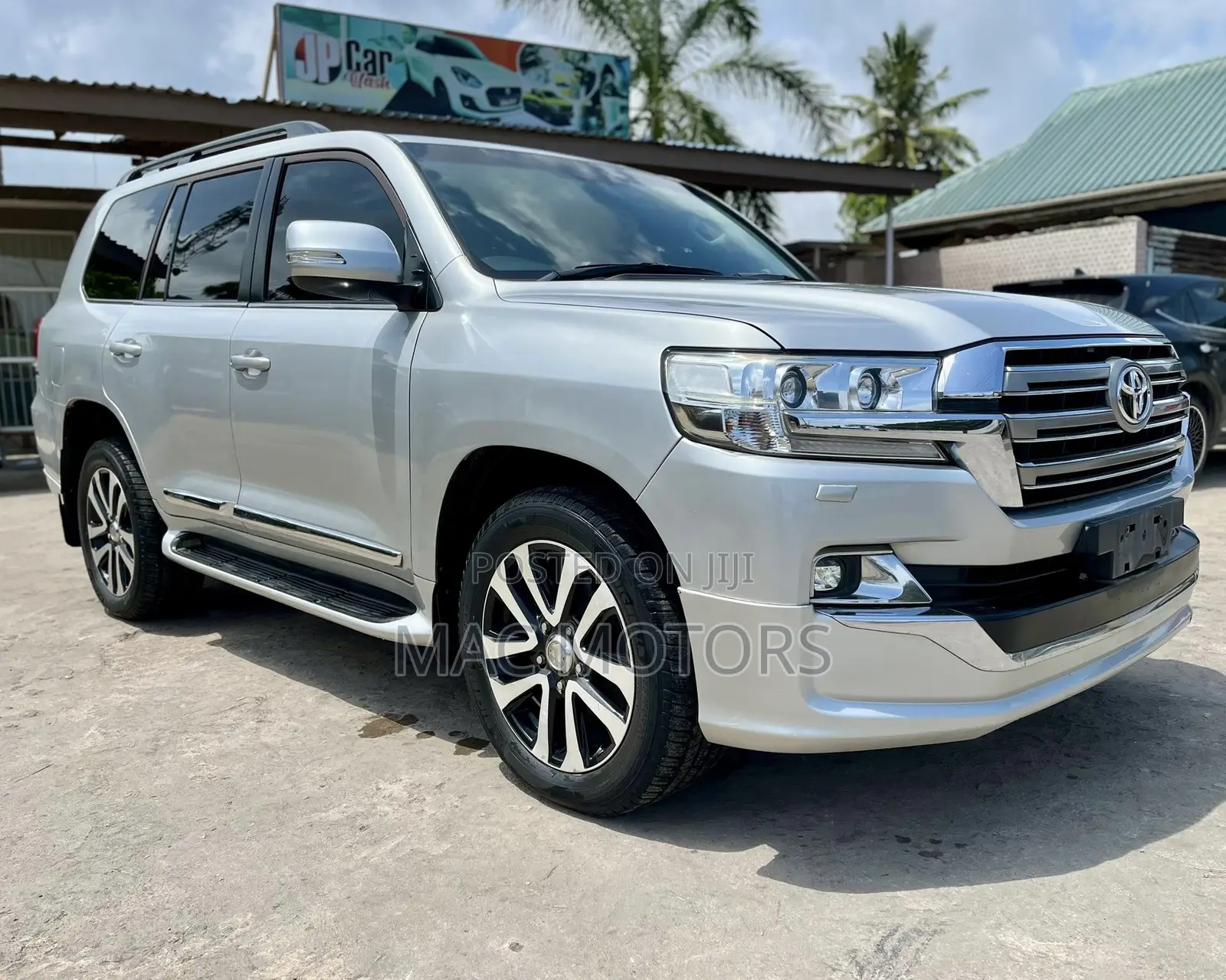 Toyota Land Cruiser 2017 Silver