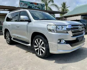 Toyota Land Cruiser 2017 Silver