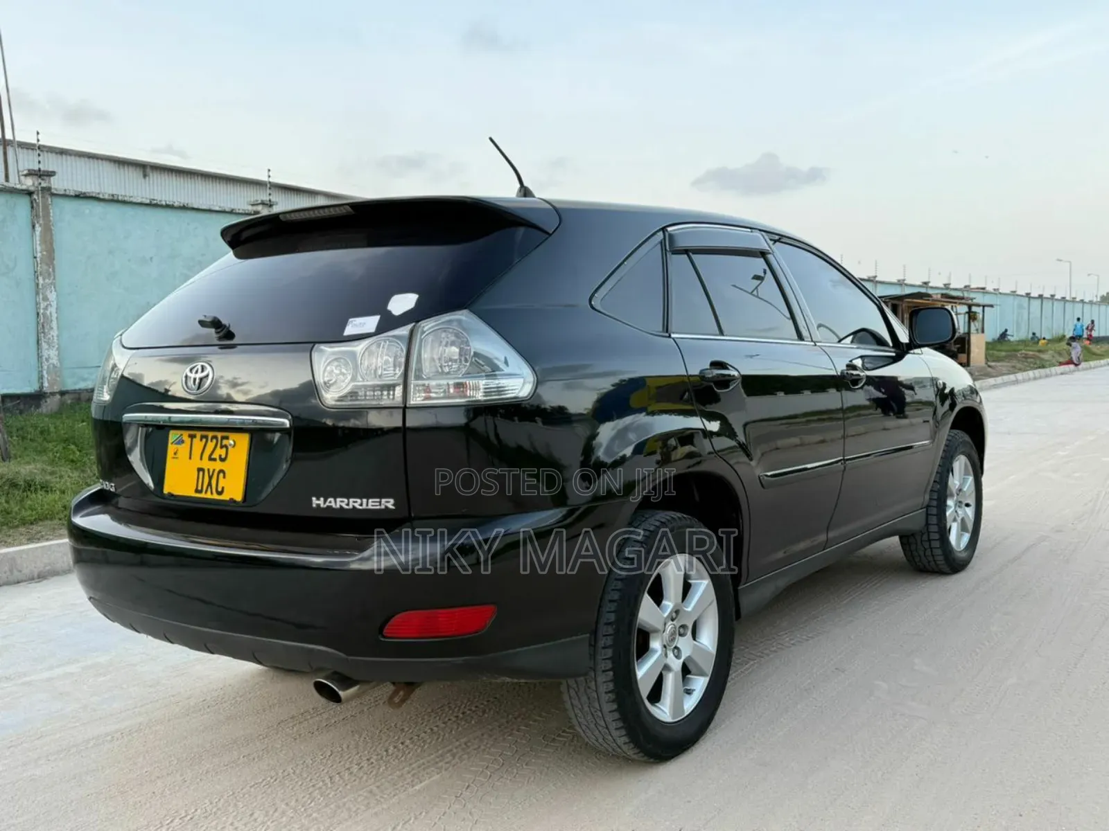 Toyota Harrier 2005 Black