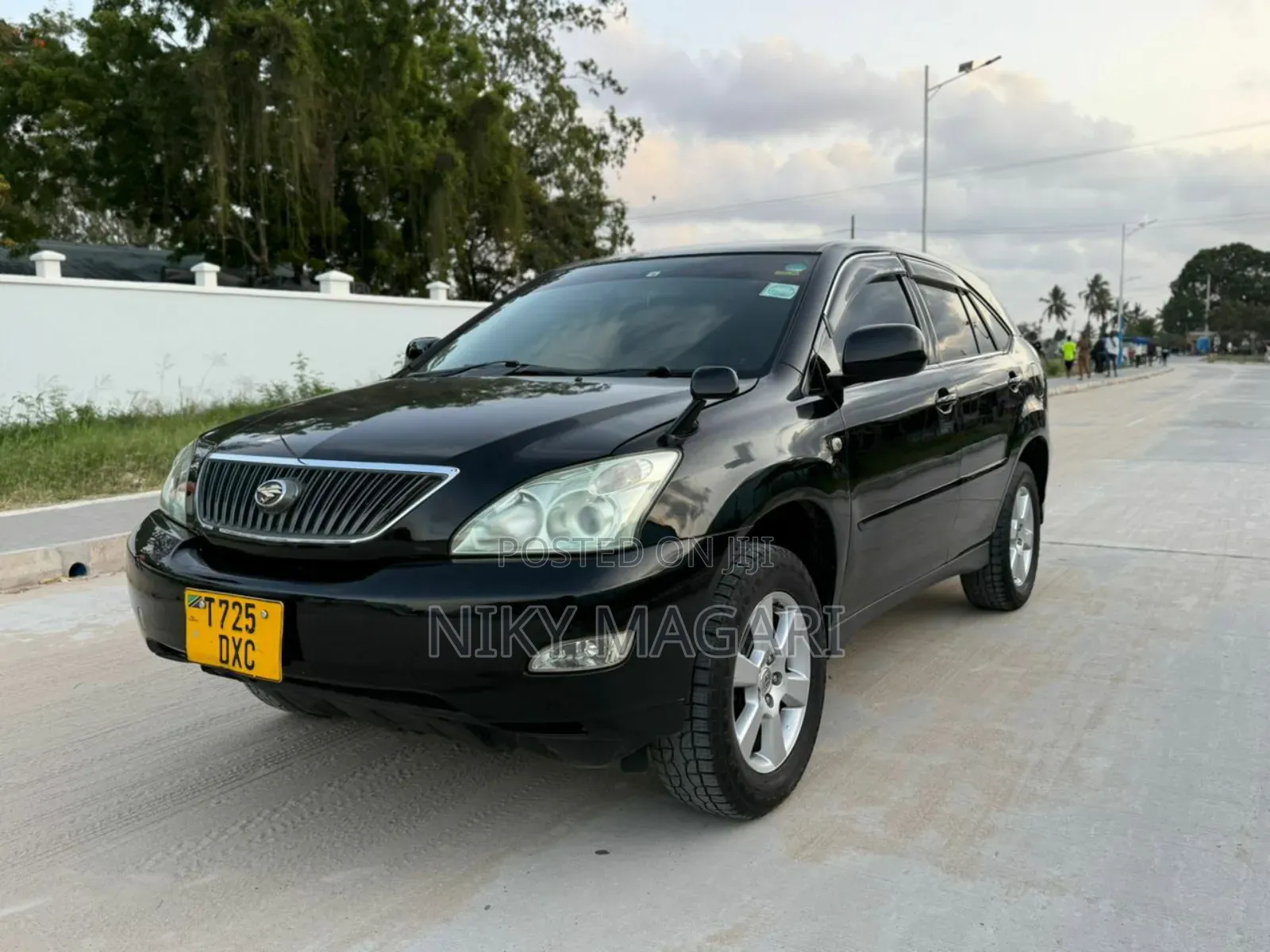 Toyota Harrier 2005 Black