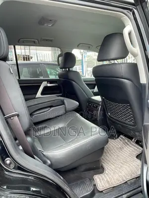 Toyota Land Cruiser 4.0 V6 GXR 2019 Black
