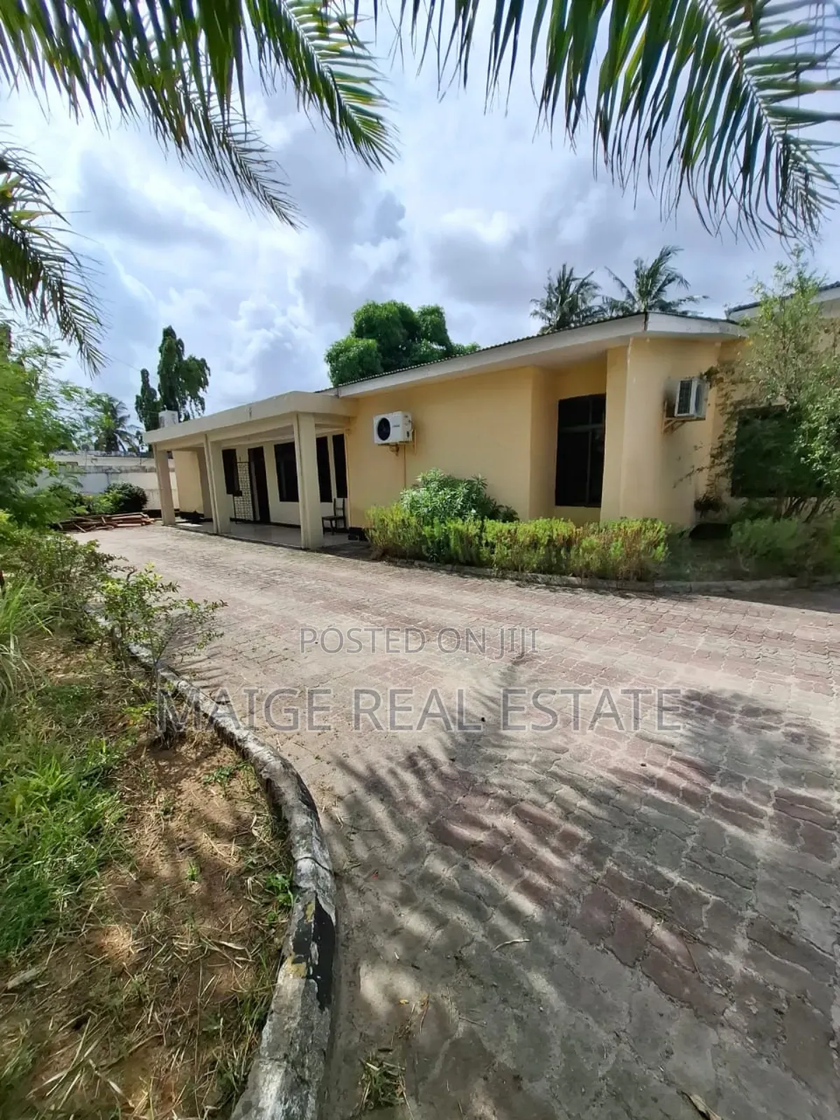 4bdrm House in Mikocheni for rent