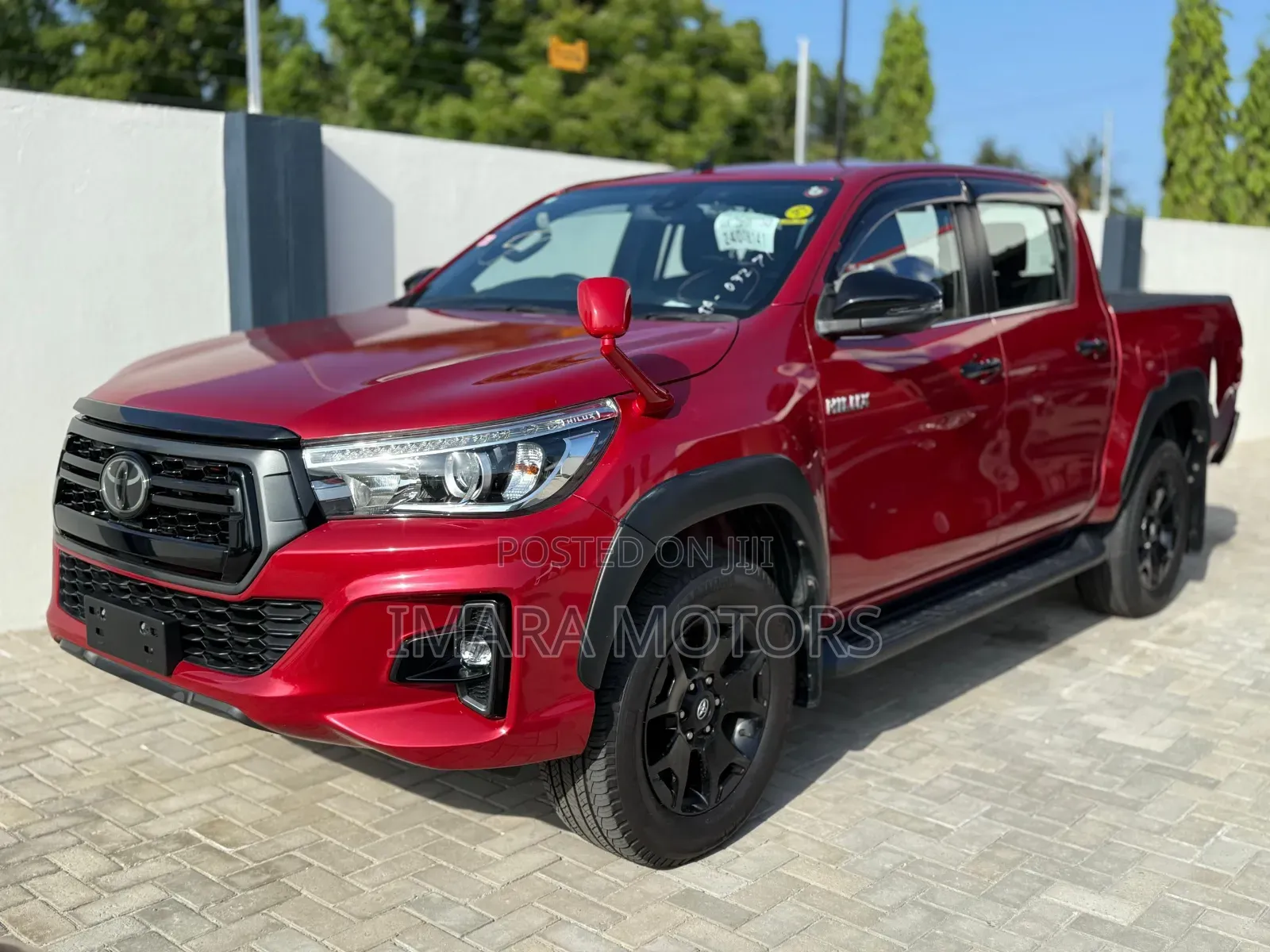 Toyota Hilux 2020 Red