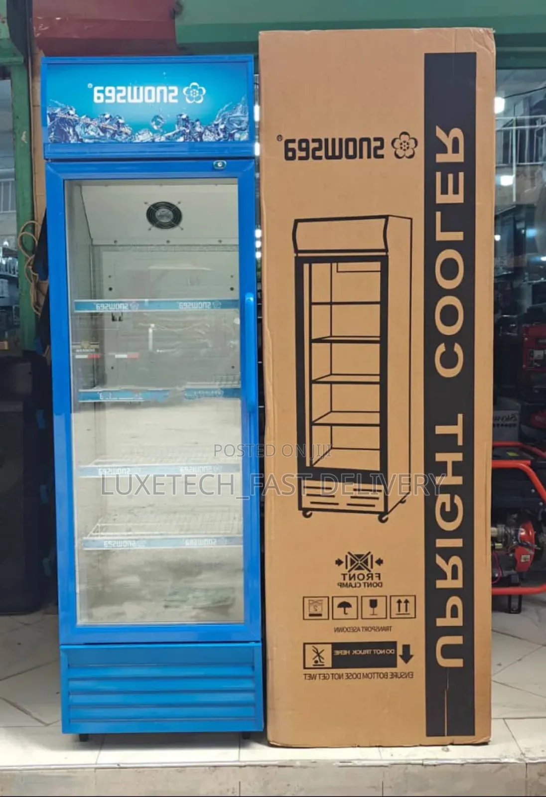 Snowsea Showcase Fridge 270 Liters