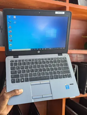 Laptop HP EliteBook 820 G2 8GB Intel Core I7 HDD+SSD 500GB