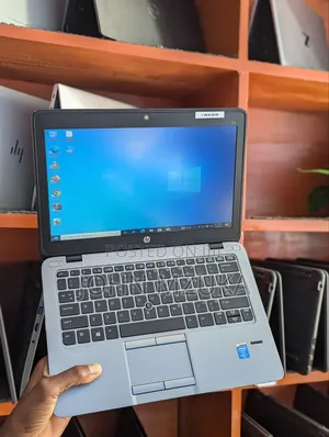 Laptop HP EliteBook 820 G2 8GB Intel Core I7 HDD+SSD 500GB