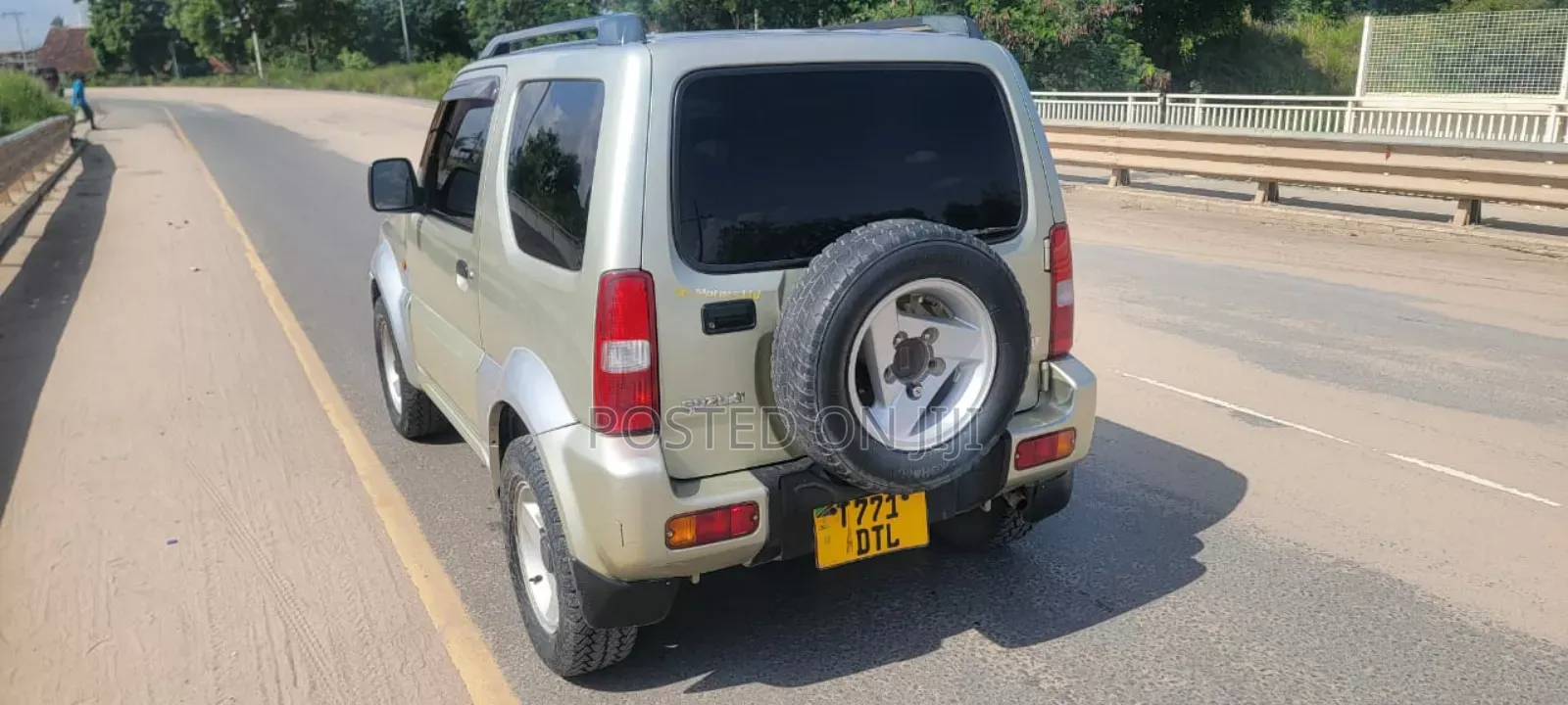 Suzuki Jimny 2002 Silver