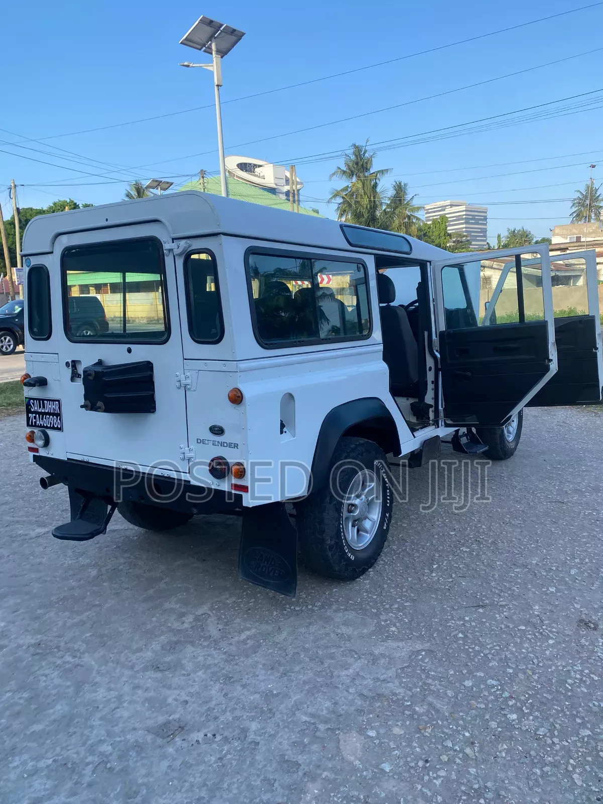 Land Rover Defender 2016 White