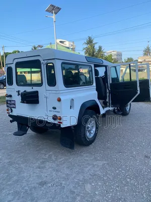 Land Rover Defender 2016 White