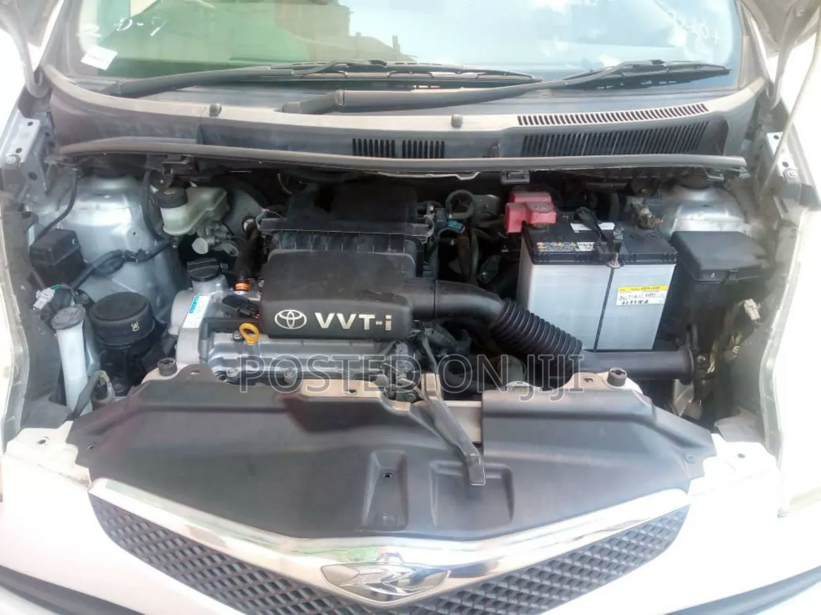 Toyota Ractis 2005 Silver